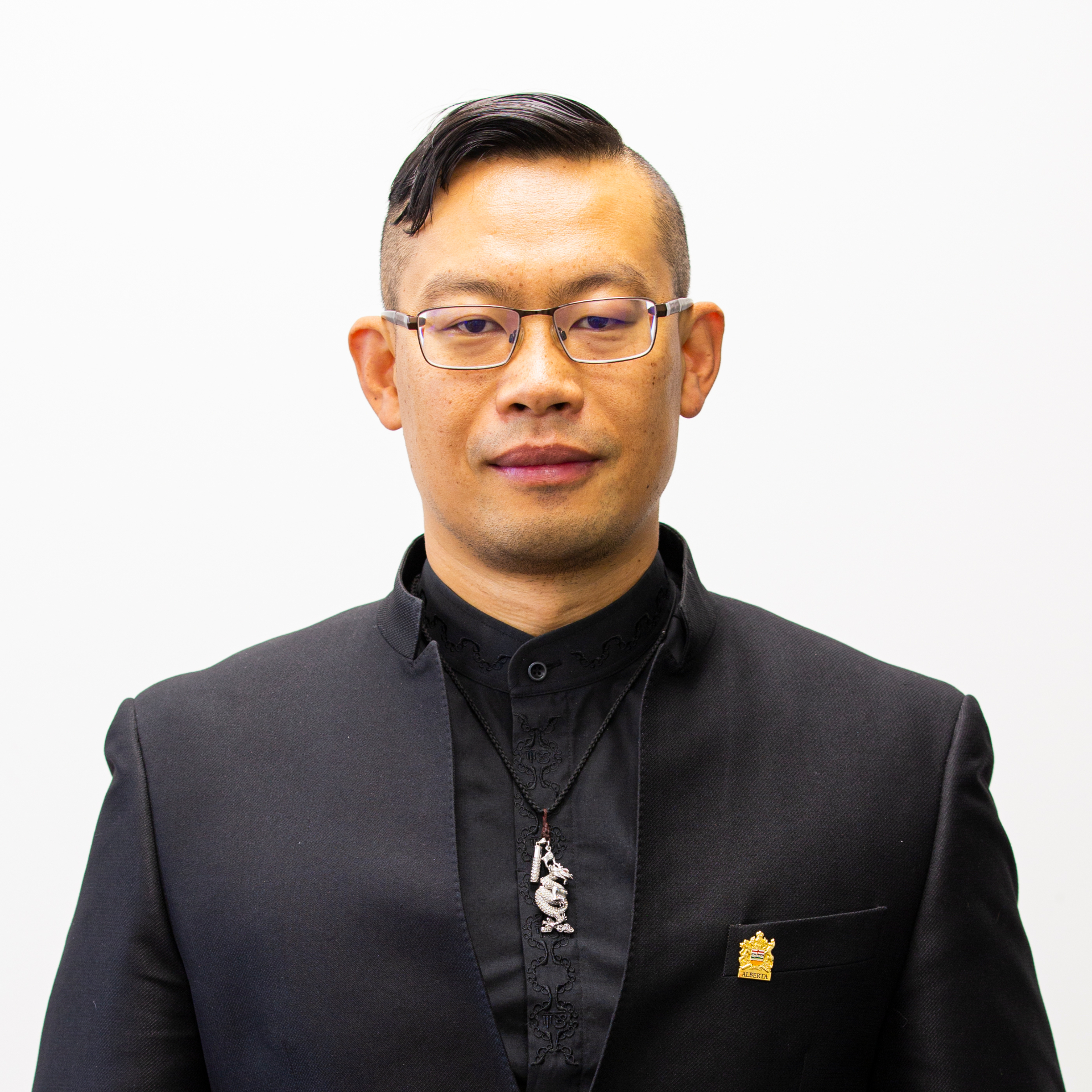 Dr. Haidong Liang headshot